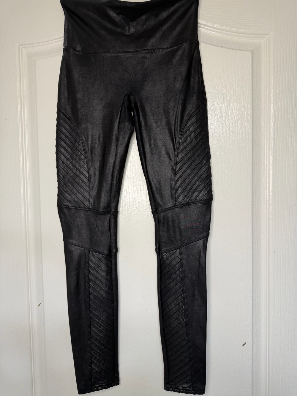 SPANX Faux Leather Moto Leggings Very Black Size M